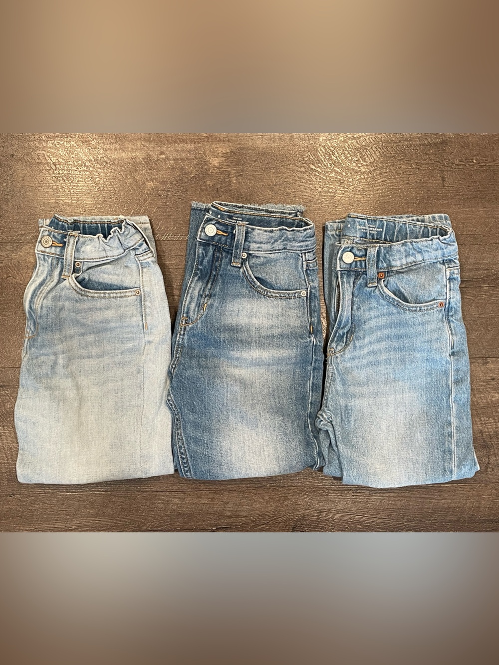 Bundle of Old Navy Girl’s Light Wash High Rise Slouchy Straight Jeans Size 8